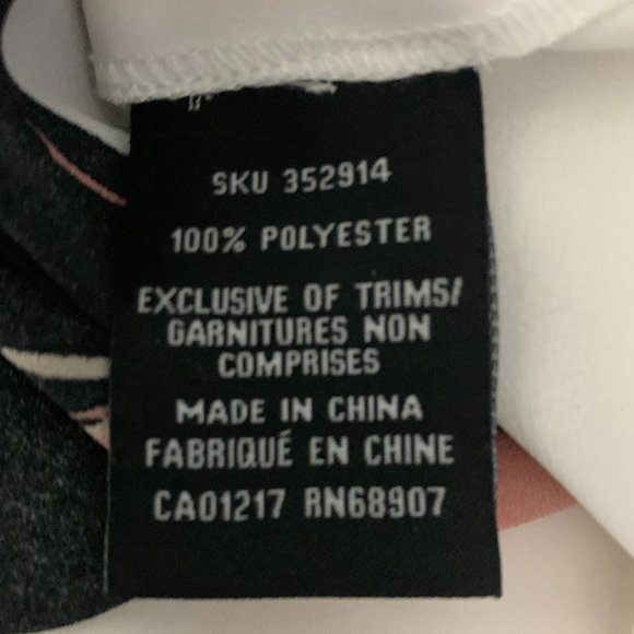 Le Chateau Ladies 3/4 Sleeve Top Size Medium - Picture 5 of 5